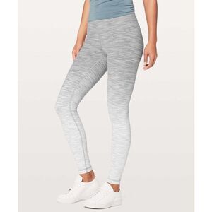 218-EUC Size 6 Lululemon Wunder Under Hi-Rise Tight